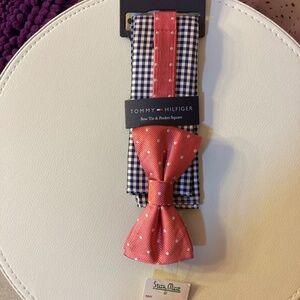 TOMMY HILFIGER  BOW TIE & POCKET SQUARE (NWT)